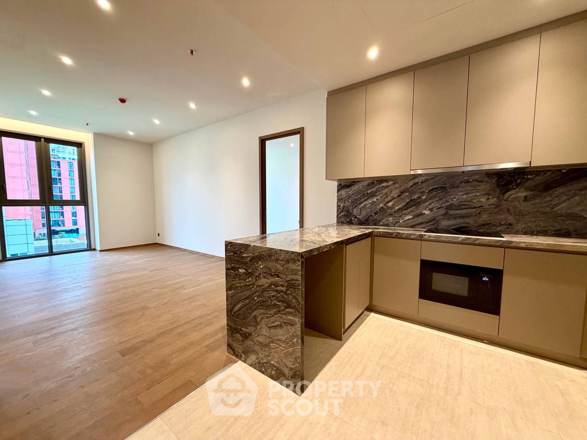 picture 2-BR Condo For Sale At Via Ari, 100m From BTS Ari (ID 3387461) - 19/28