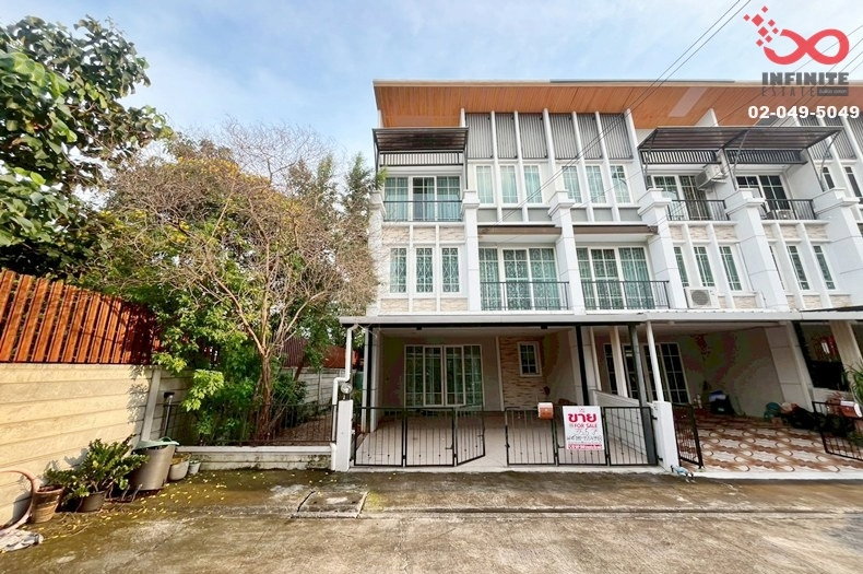 ขายทาวน์โฮม โกลเด้นทาวน์ ลาดพร้าว–เกษตรนวมินทร์ 3 ชั้น 35 ตรว.นวมิทร์ 42