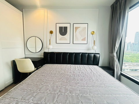 PFD-09238 Condo for rent Life Asoke Hype : Beautiful Natural Light & A Relaxing Atmosphere.