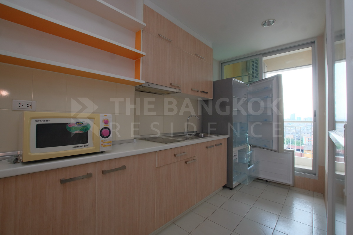 picture High-potential Location, Not as Expensive as You Think Life@Ratchada - Huaikhwang near MRT Huai Khwang Station - 4/10