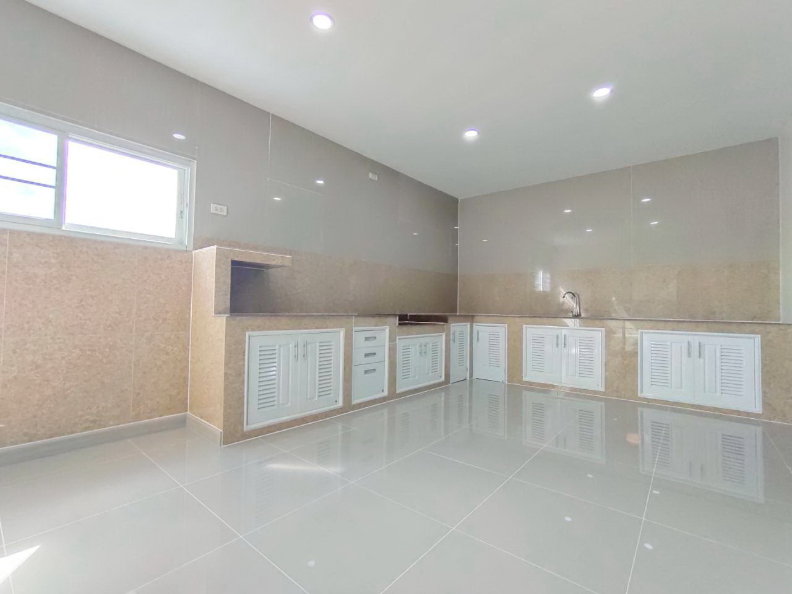 รูป ขายถูก บ้านเดี่ยว หมู่บ้านลภาวัน 21 ต่อเติมเต็มพื้นที่ รีโนเวทใหม่ทั้งหลัง 6 นอน 3 น้ำ - รูปที่ 8/15