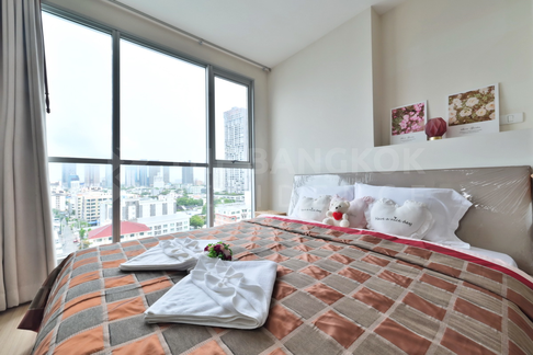 Life@Ladprao 18 near MRT Lat Phrao Station Great Price, Prime Location, Dont Miss Out!!