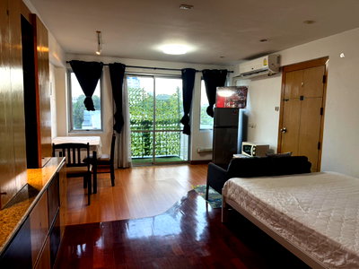 Condos for rent : Condo for rent: Raintree Villa. Tel. 099-998-3897.