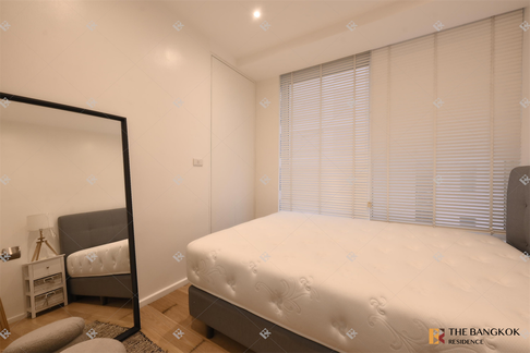 Langsuan Ville near BTS Ratchadamri Luxury Condo at Special Price