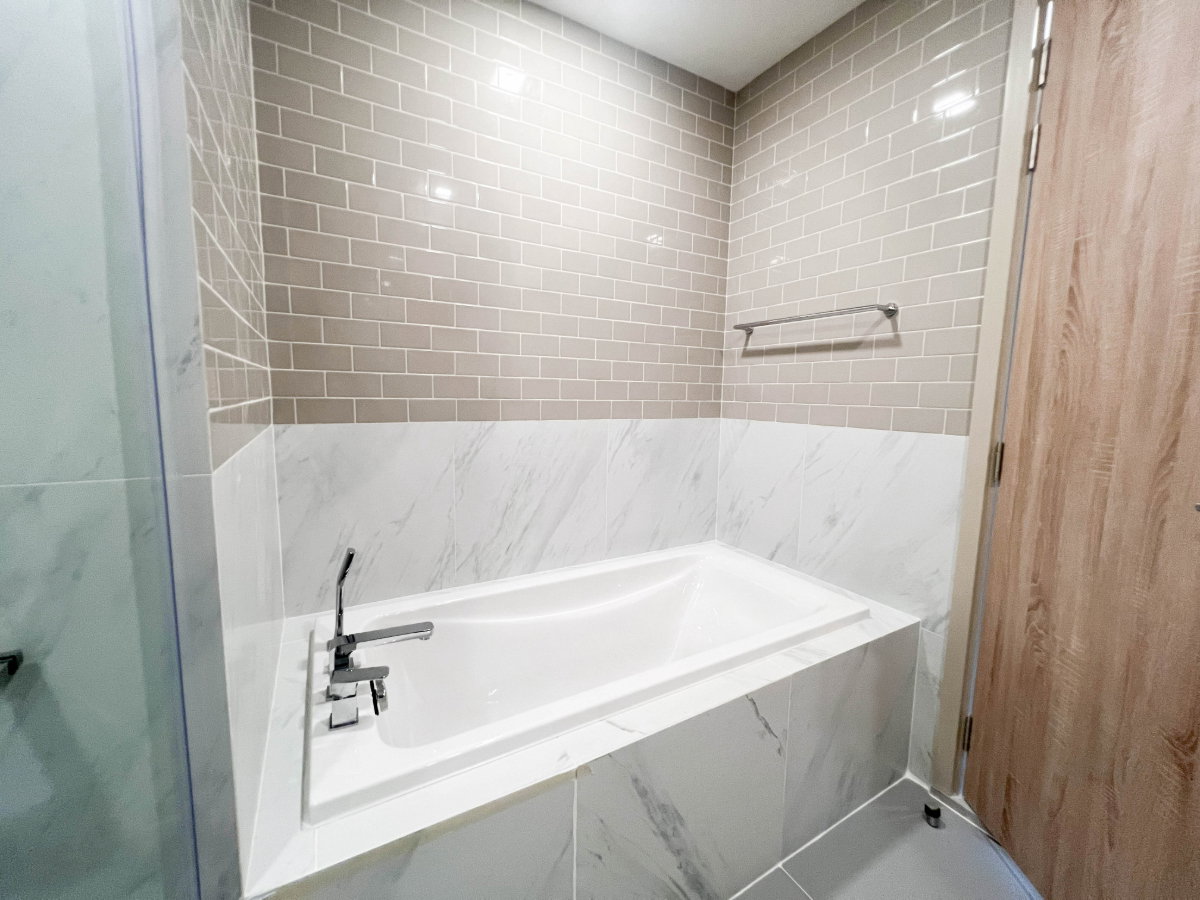 picture XT Phayathai | Trendy City Center Condo, Prime Location, Ready to Move In - 16/21