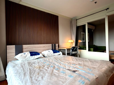Condos for rent : For Rent: Grand Park View Asoke – 32nd Floor, Unobstructed View, Near BTS Asoke & MRT Sukhumvit – Newly Renovated, Warm & Cozy Style