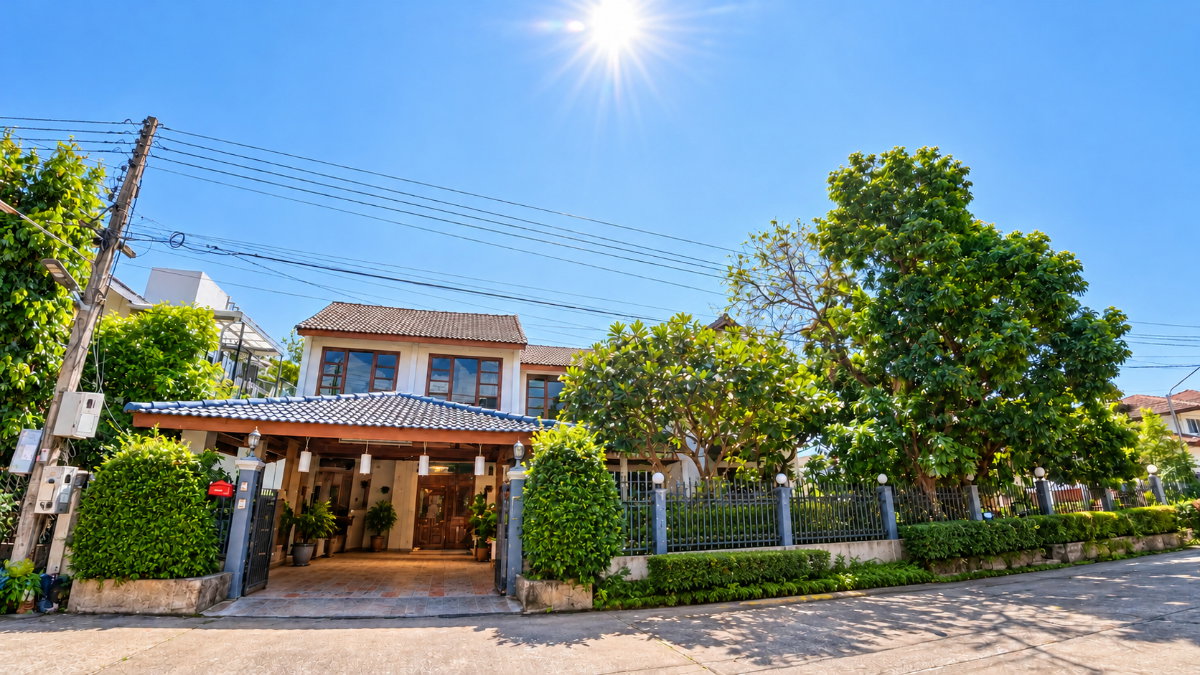 รูป 🏡 ขายบ้านหลังใหญ่ 2 ชั้น แปลงมุม ในเมืองเชียงใหม่ @หมู่บ้านเชียงใหม่วิลล่า 2 | ถนนมหิดล เชียงใหม่ | ใกล้สนามบินเชียงใหม่ 📞 080-128-5266 - รูปที่ 1/24
