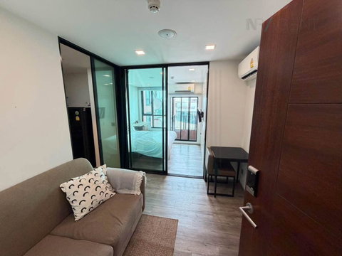 ให้เช่าคอนโด บราวน์ คอนโด พหลโยธิน 67 อาคาร ชั้น 5 1 ห้องนอน ขนาด 27 ตรม ใกล้ Central รามอินทรา