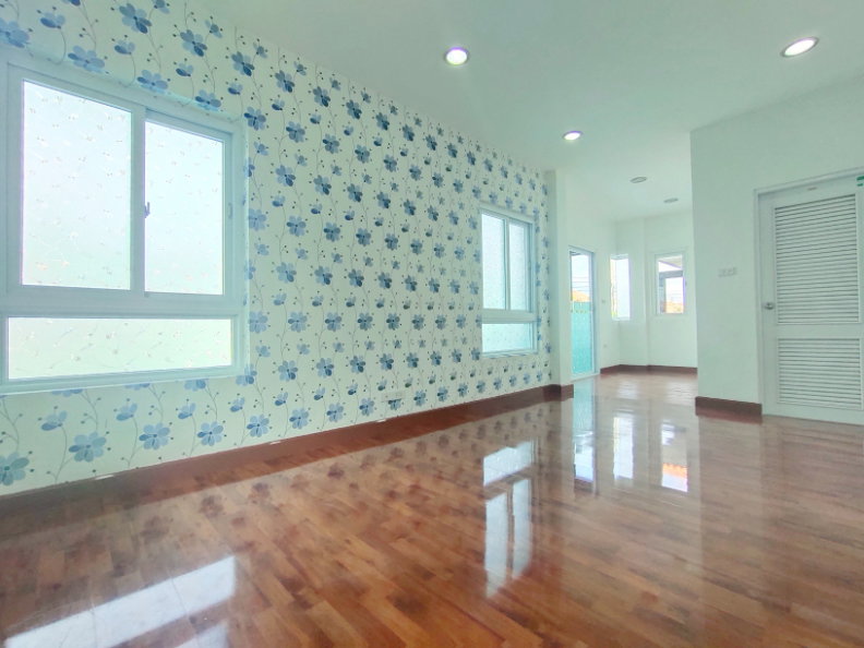 รูป ขายถูก บ้านเดี่ยว หมู่บ้านลภาวัน 21 ต่อเติมเต็มพื้นที่ รีโนเวทใหม่ทั้งหลัง 6 นอน 3 น้ำ - รูปที่ 12/15