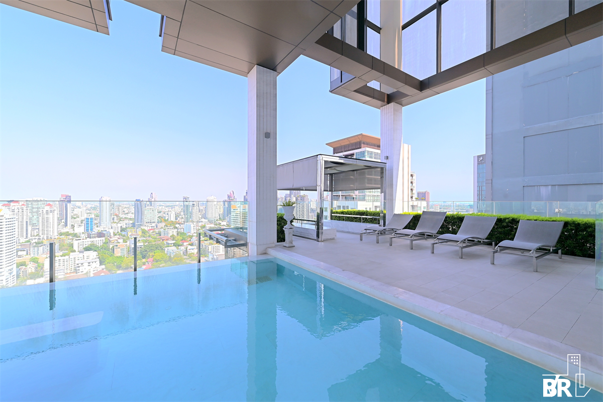 picture Vittorio Sukhumvit 39 near BTS Phrom Phong - 8/9