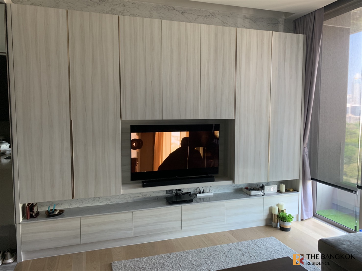 picture Saladaeng One near MRT Lumpini Station Move-in Ready, Just Bring Your Stuff - 1/9