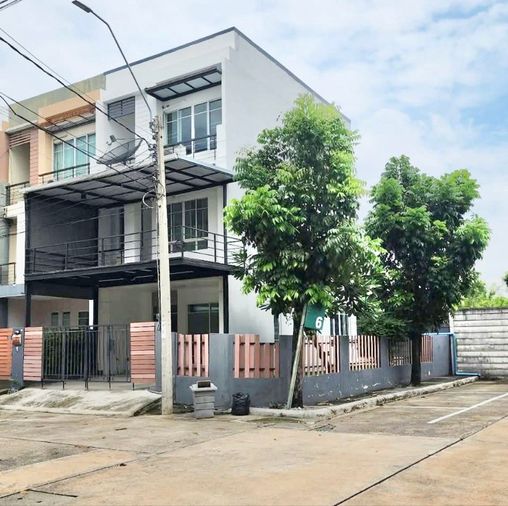 ให้เช่าทาวน์โฮม 3 ห้องนอน 31 ตร.ว. เดอะ แพลนท์ ซิตี้ สาทร
