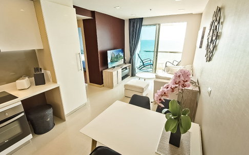 1 Bedroom Condo for Sale The Palm Wongamat Pattaya