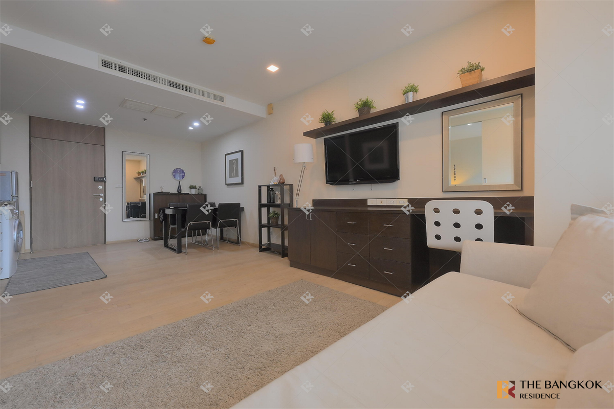 picture Noble Remix near BTS Thong Lo Easy Start with a City Dweller Lifestyle - 9/10