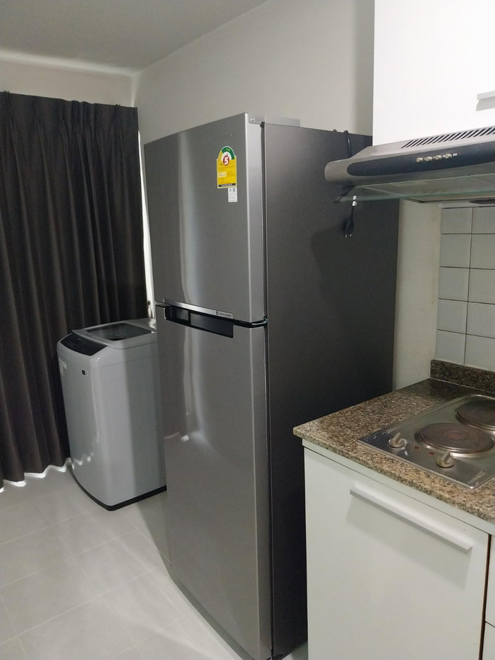 รูป คอนโดให้เช่า Zenith Place @ Sukhumvit 71/1 1 ห้องนอน 32 ตร.ม. ชั้น 5 ใกล้ BTS พระโขนง เฟอร์ครบ พร้อมอยู่ ฿10,000/เดือน - รูปที่ 3/10