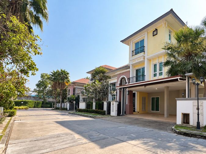 5-bed house for sale, 487 sqm, 95 sq wah, Grand Bangkok Boulevard Ratchada - Ramintra 2
