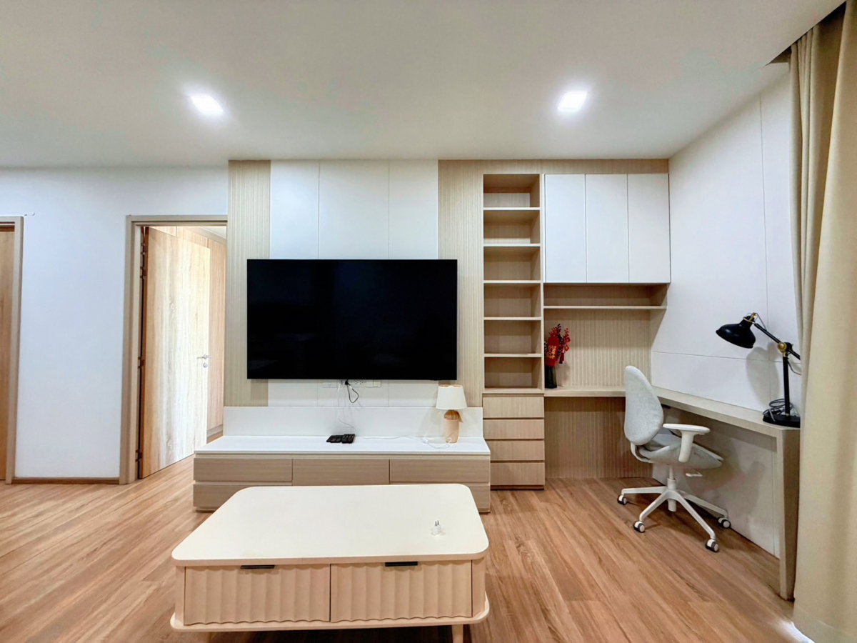 picture XT Phayathai | Trendy City Center Condo, Prime Location, Ready to Move In - 3/10