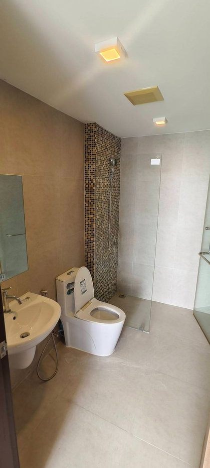 picture For Rent: Rizzo Condo Bang Krang (Near Chao Phraya Market) - 8/12