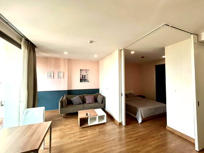 Condos for rent 700 Year Sports Arena Chiang Mai : 1bedroom condo for rent : The Nimmana condo Tel. 082-3899314 (Boo)