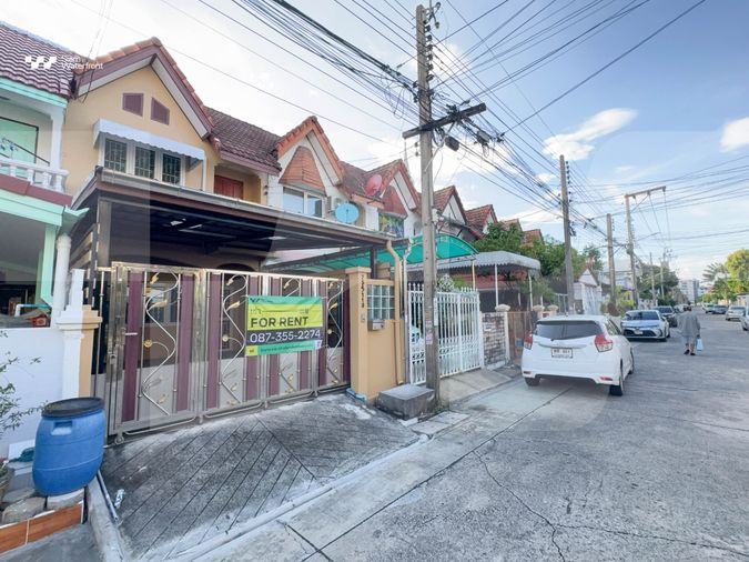2-bed townhouse for rent, 150 sqm, 22 sq wah, Baan Rungsiya Sukhumvit 101