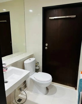 🌟  The Rajdamri  ( 261011 ) Size 58 SQ.M Type 1 Bedroom 1  Bathroom On the 10th Floor  Rental.40,000 THB