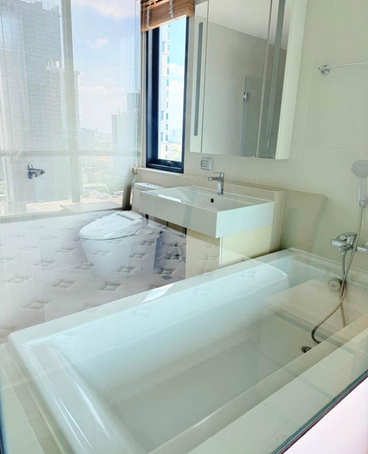 picture 🌟 Q House 79 ( 261020 ) Size 60 SQ.M Type 2 Bedroom 2 Bathroom On the 22th Floor Rental.45,000 THB - 2/9