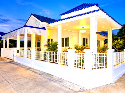 เช่าบ้านเดี่ยว พระนครศรีอยุธยา : MegaHome Rojana 1.5กม. ตลาดจอมพล 800 ม.บ้านเดี่ยวชั้นเดียว  1-2นอน 2 น้ำ ใกล้ทะเลทองโรจนะที่ดิน 56 ตร.ว220 ตร.ม. EV Charger