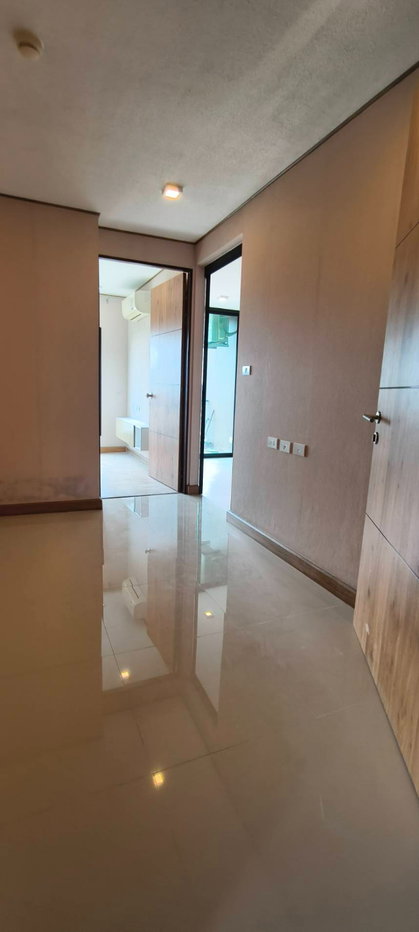 picture For Rent: Rizzo Condo Bang Krang (Near Chao Phraya Market) - 4/12