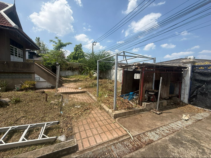 รูป ขายด่วน  ทำเลดี ติดถนนสองด้าน  #ลาดพร้าว64 แยก 6  แยก 4 - รูปที่ 7/8