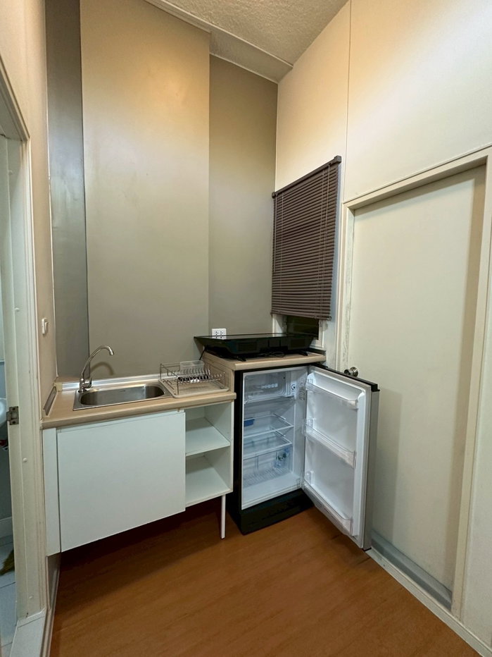 รูป ให้เช่า ลุมพินี คอนโดทาวน์ ร่มเกล้า-สุวรรณภูมิ 🏡 เฟอร์ครบ‼️ ใกล้สนามบิน #ตอบแชทไว 🔥🔥 รหัส M1593 - รูปที่ 4/8