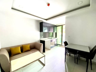 ขายคอนโด : 1 Bedroom Condo for Sale Arcadia Beach Continental Pattaya