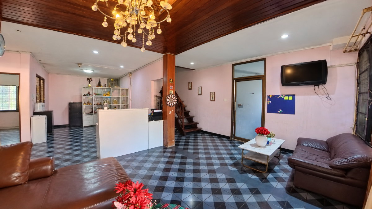 รูป 🏡 ขายบ้านหลังใหญ่ 2 ชั้น แปลงมุม ในเมืองเชียงใหม่ @หมู่บ้านเชียงใหม่วิลล่า 2 | ถนนมหิดล เชียงใหม่ | ใกล้สนามบินเชียงใหม่ 📞 080-128-5266 - รูปที่ 7/24