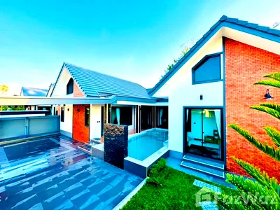 Houses for sale Bang Lamung Chonburi : 3 Bedroom House for sale in Pong, Chon Buri  6849414