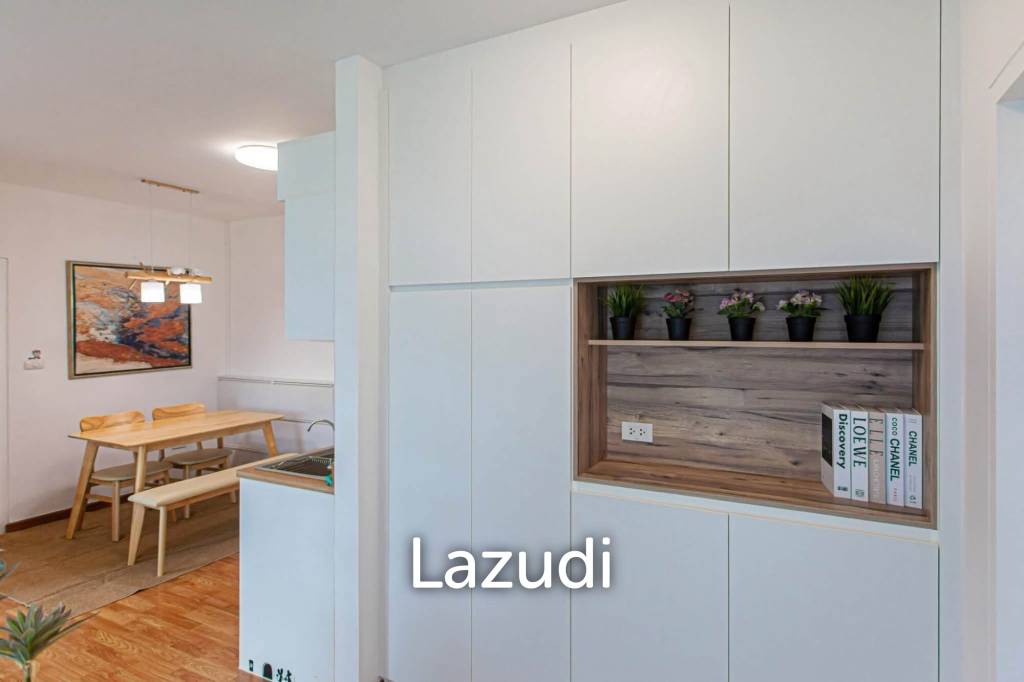 picture The Trust Condo 58 sqm Sea View on Floor 7 - 8/14