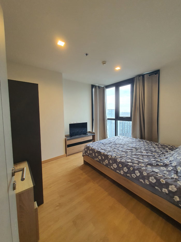 picture The Base Garden – Rama 9 2 bedrooms Special Price - 5/17