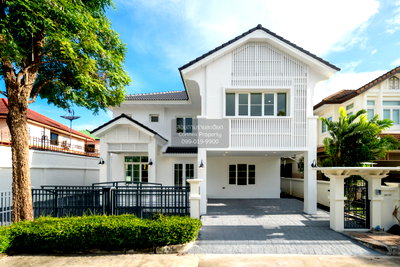 Houses for sale Thanon Chaloem Phra Kiat Ratchakan Thi 9 : For Sale Large detached house, Sukhumvit 103 , Dok Mai , Prawet , Bangkok , CX-167527 ✅ Live chat with us ADD LINE @connexproperty ✅