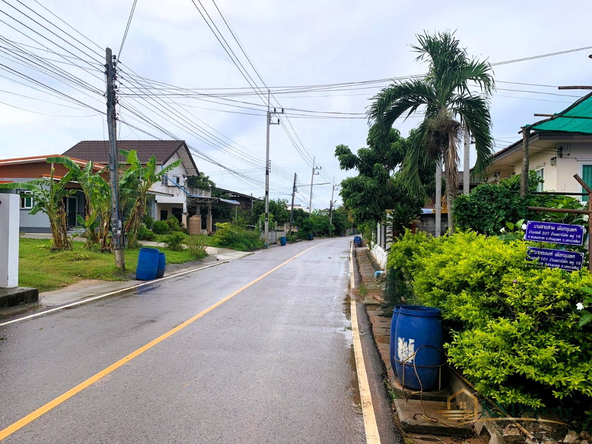 รูป ขายบ้านเดี่ยว 1 ชั้น 1.7 ล้าน 75 ตร.ว. ต.หนองกราด อ.ด่านขุนทด จ.นครราชสีมา บรรยากาศดี ใกล้ถนนใหญ่ ทำเลน่าอยู่ - รูปที่ 3/14