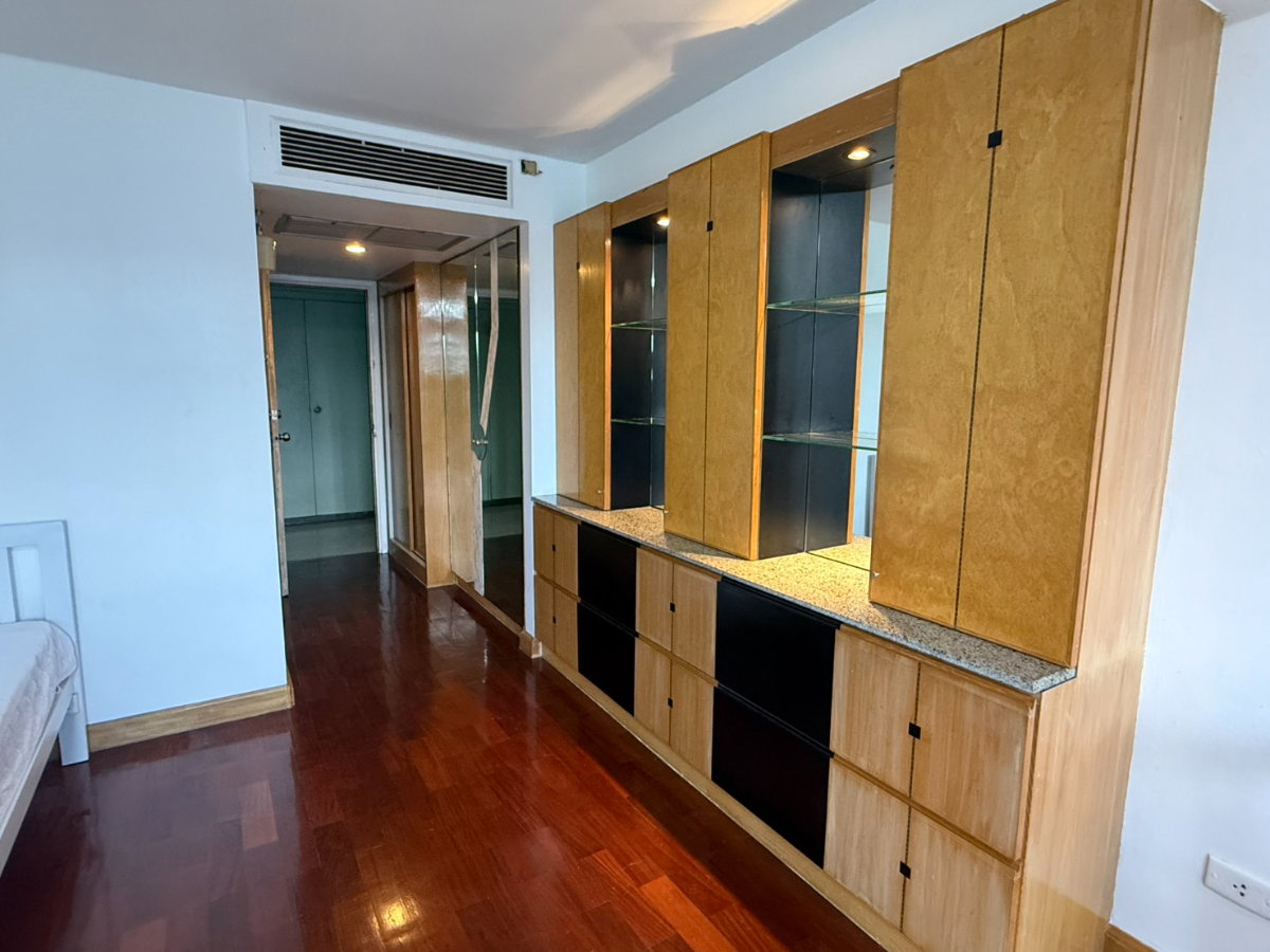 picture Condo for rent: Raintree Villa. Tel. 099-998-3897. - 3/9