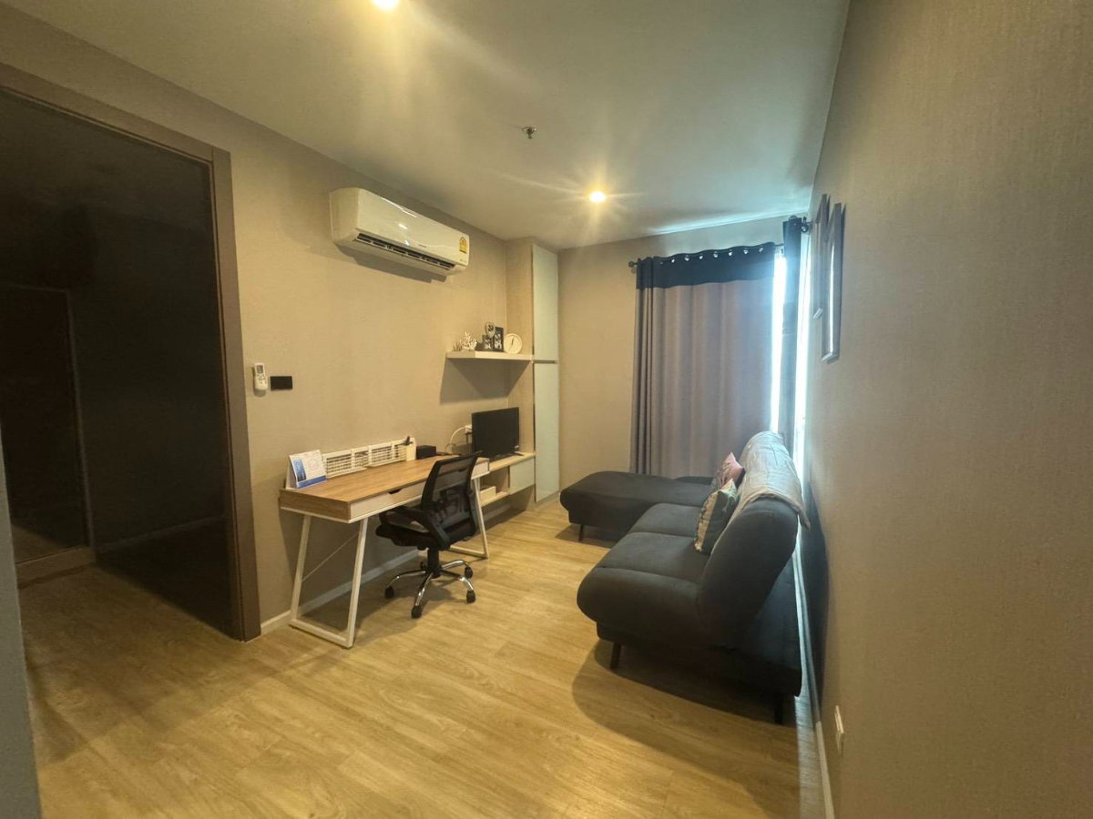 รูป 🍀🍀 ( ห้องว่าง ) ให้เช่า คอนโด เจดับบลิว สเตชั่น แอท ราทอินทรา 🍀🍀 ชั้น 4 ขนาด 45 ตร.ม. ห้องมุม ตกแต่งครบ พร้อมเครื่องซักผ้า - รูปที่ 2/6