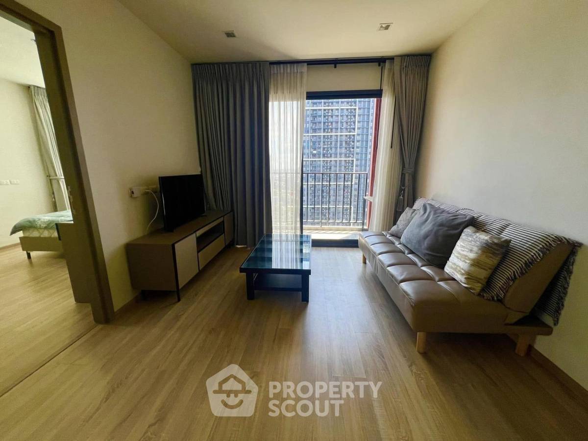 picture 23rd-Floor 2-BR At The Base Garden Rama 9 Near ARL Ramkhamhaeng (ID 3393622) - 4/10