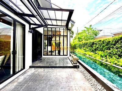 Houses for rent BTS Thong Lo (Thong Lor) : Luxurious 4 Bedroom Pool Villa in Thonglor Area - BR28366SH