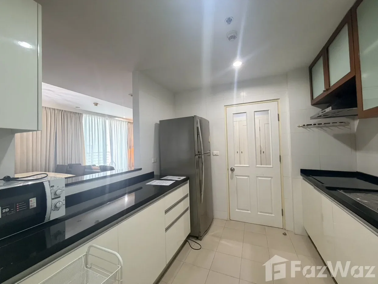 picture Prime location within walking distance of BTS Phrom Phong 6855362 - 16/25