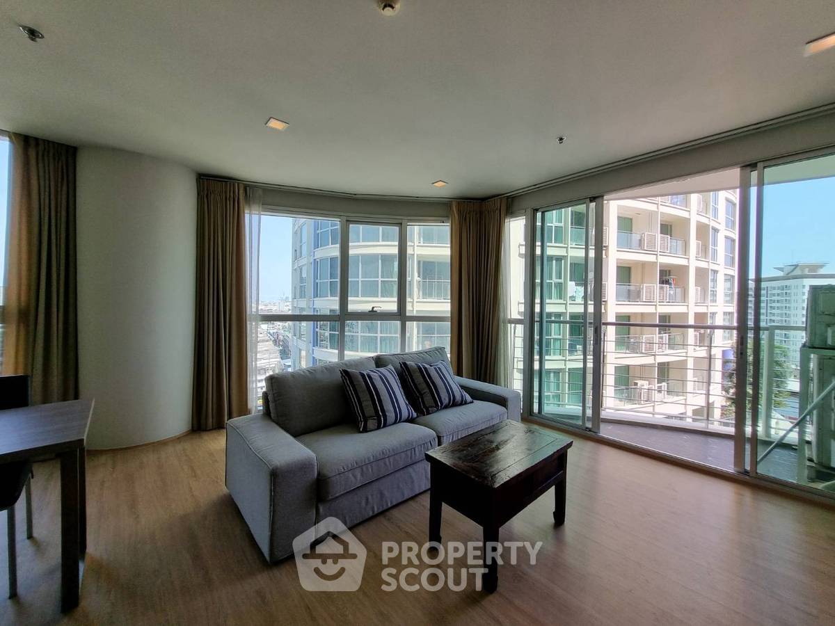รูป ใกล้ BTS พระโขนง 200 ม. | คอนโด 1 ห้องนอน Le Luk Condominium (ID 3362260) - รูปที่ 2/18