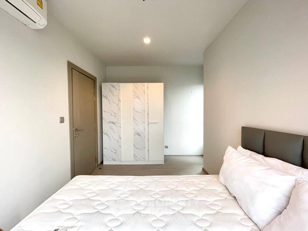 picture 19th-Floor 2-BR Life Asoke - Rama 9 Near MRT Phra Ram 9 (ID 722310) - 12/14