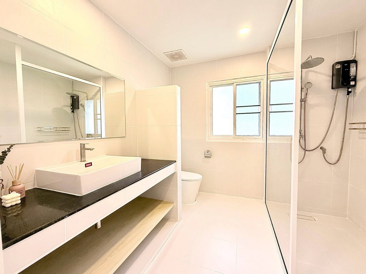 รูป ให้เช่าบ้าน 4 ห้องนอน ปรับปรุงใหม่ ใกล้โรงเรียนนานาชาติ | แม่เหียะ–หางดง เชียงใหม่ (EN below) - รูปที่ 19/25