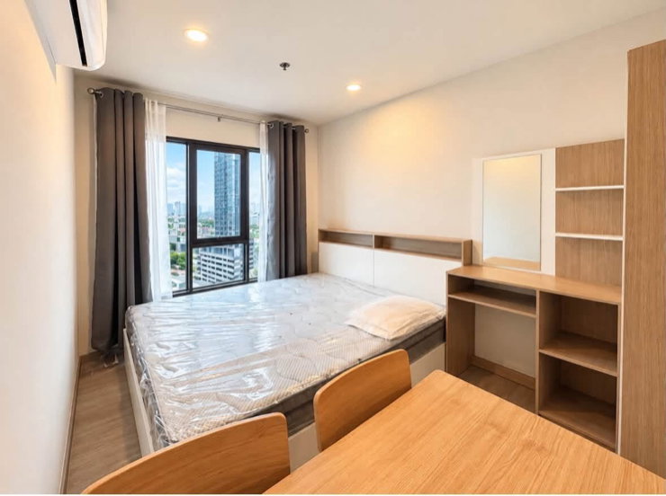 picture For Rent: Regent Home Wutthakat Just a 180-meter walk to BTS Wutthakat ð - 3/11