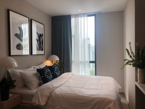 Condo for Rent: Rhythm Ekkamai - 2 Bedrooms, 2 Bathrooms - 70 sq.m. - Rent 60,000 THB/month [MKr2610009]