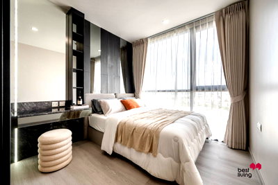 Condos for sale : The Line Wongsawang High-Floor Pool View with Separate Kitchen