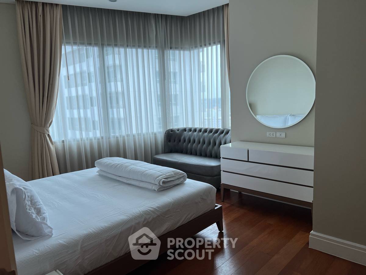 picture Large 1-BR 68 Sqm At Bright Sukhumvit 24 Near BTS Phrom Phong (ID 3388655) - 9/10