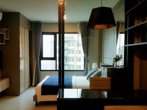 Space U 🔥 Beautiful high-floor unit, great price! Life Asoke 1 Bedroom | 29.72 sq.m., 33rd Floor | Furnished, near SWU | 18,000/month SP0024